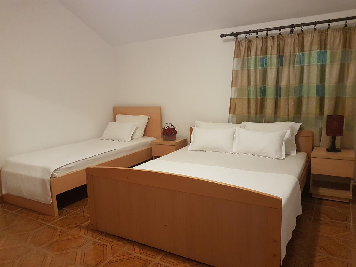 Apartments And Rooms Lijesevic Budua Esterno foto