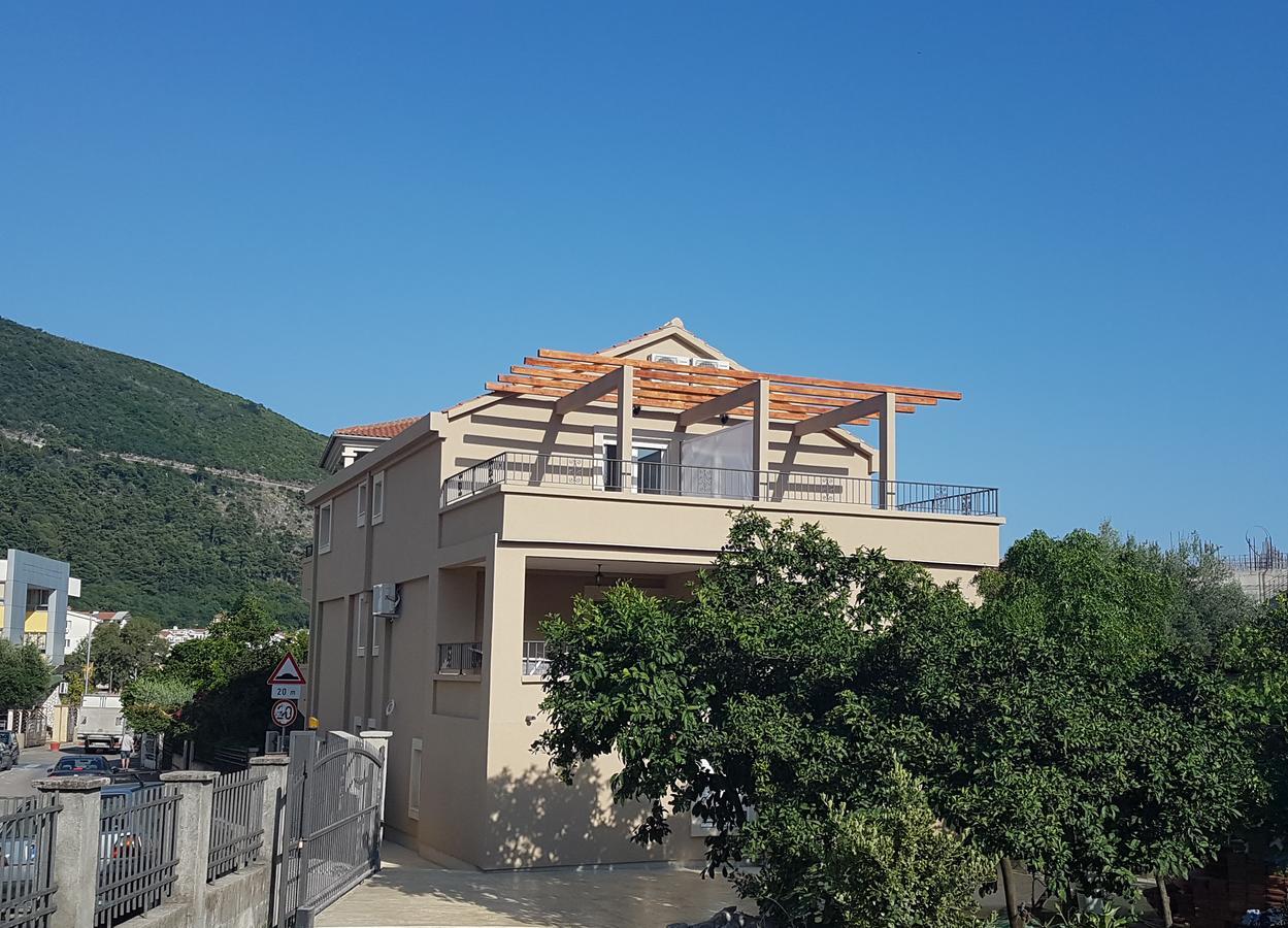 Apartments And Rooms Lijesevic Budua Esterno foto